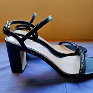 Black Jewel Badgley Mischka Rayla Block Heel Sandal with beaded vamp Size 9.5